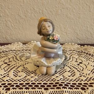 Lladró “My Debut”